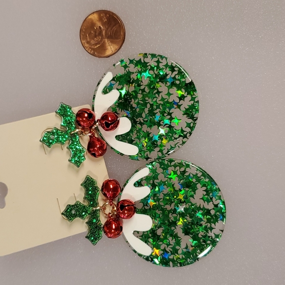 Green star confetti ornament Hollyberry and ivy pierced Holiday Seasonal - Picture 3 of 5